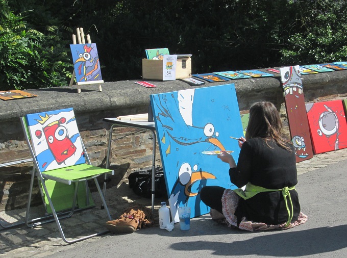 Art-Transmitter auf internationalem Kunst-Open Air in den Ardennen